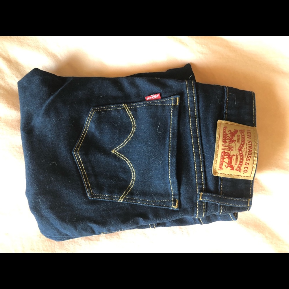 Levi’s slim leg jeans